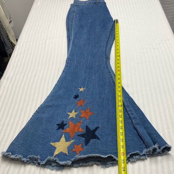 Peach Love California Jeans Bell Bottom Flare Star Embroidered Size Large 30 - Picture 4 of 7